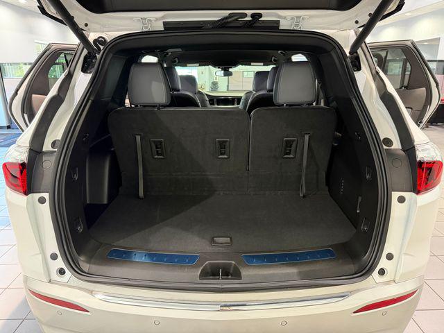2023 Buick Enclave Essence FWD