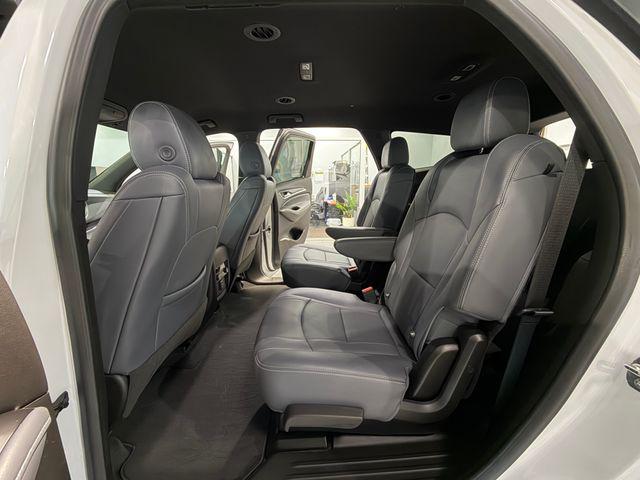 2023 Buick Enclave Essence FWD
