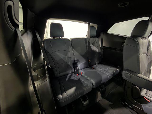 2023 Buick Enclave Essence FWD