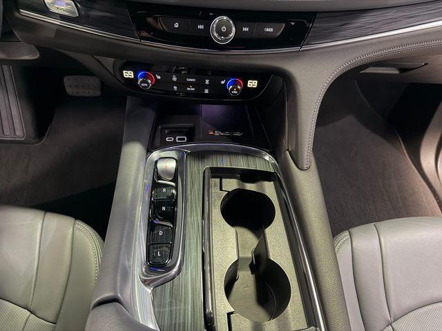2023 Buick Enclave Essence FWD