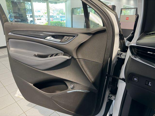 2023 Buick Enclave Essence FWD
