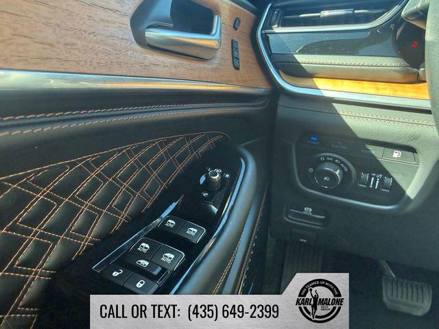 2023 Jeep Grand Cherokee Summit Reserve