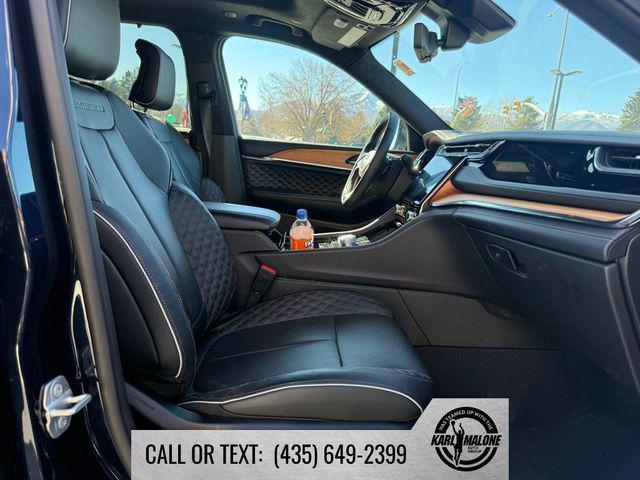2023 Jeep Grand Cherokee Summit Reserve