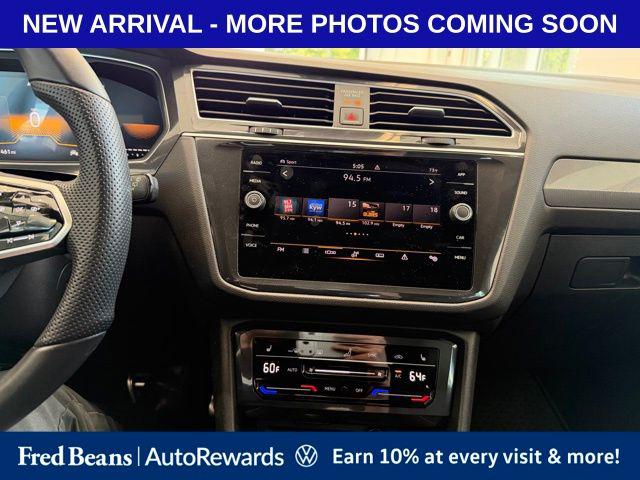 2024 Volkswagen Tiguan 2.0T SE R-Line Black