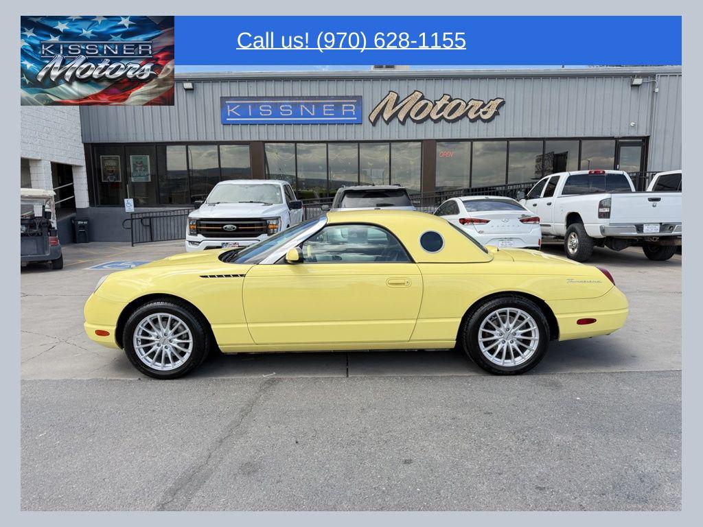 2002 Ford Thunderbird Premium's photo