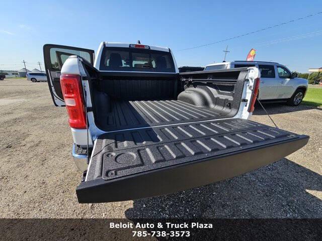 2026 Ram 1500 Laramie Crew Cab 4x4 5'7" Box