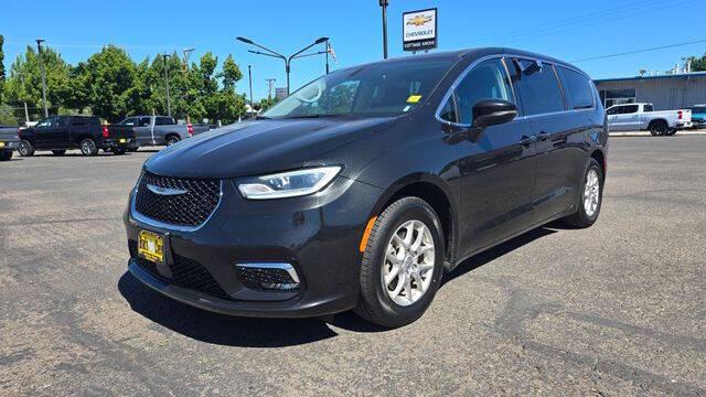2023 Chrysler Pacifica Touring L for sale in Cottage Grove, OR