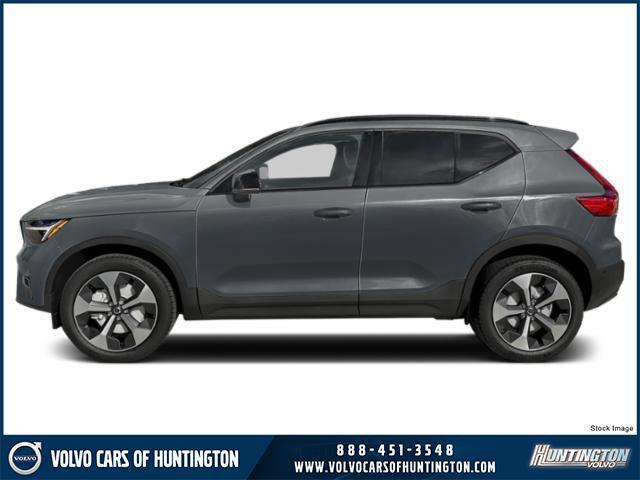 2026 Volvo XC40 Plus, B5 AWD Gas (mild hybrid), Dark