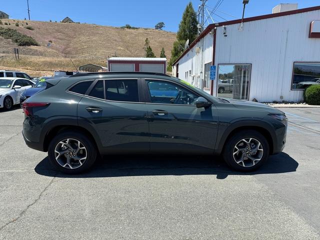2026 Chevrolet Trax FWD LT