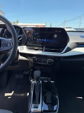 2026 Chevrolet Trax FWD LT