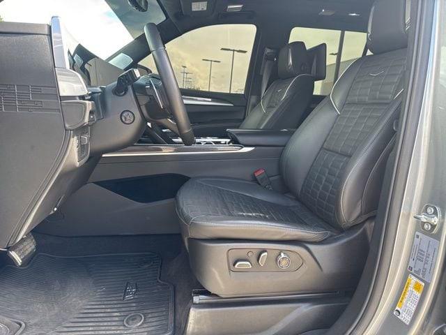 2025 Cadillac Escalade V-Series
