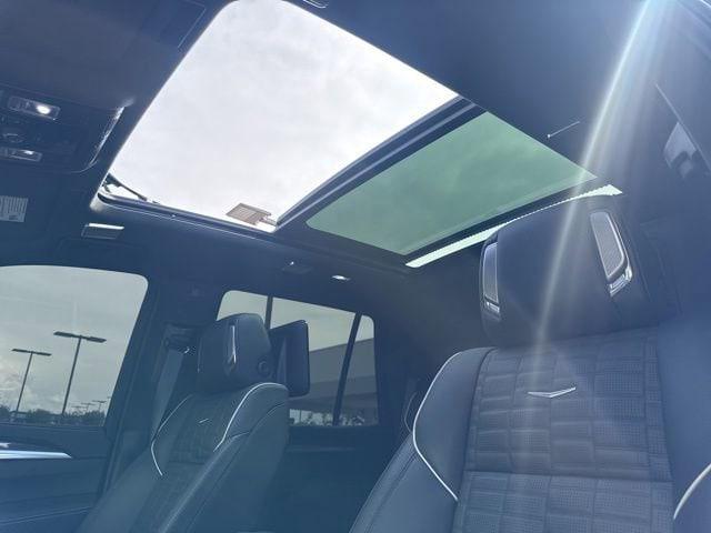 2025 Cadillac Escalade V-Series