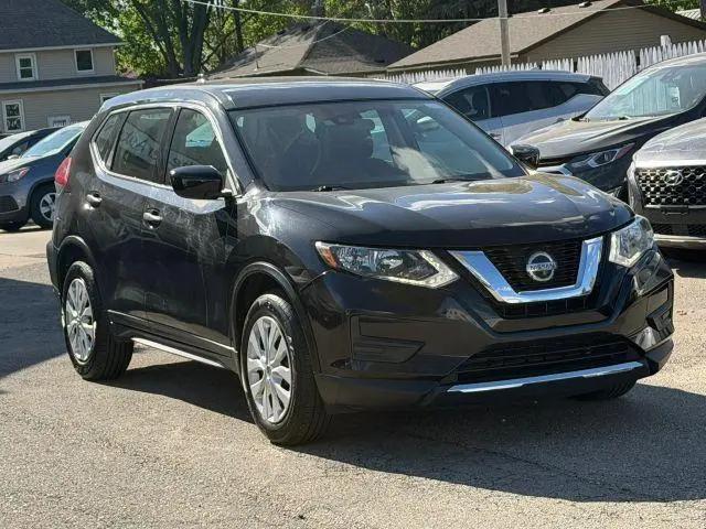 2020 Nissan Rogue S FWD for sale in rochester, MN