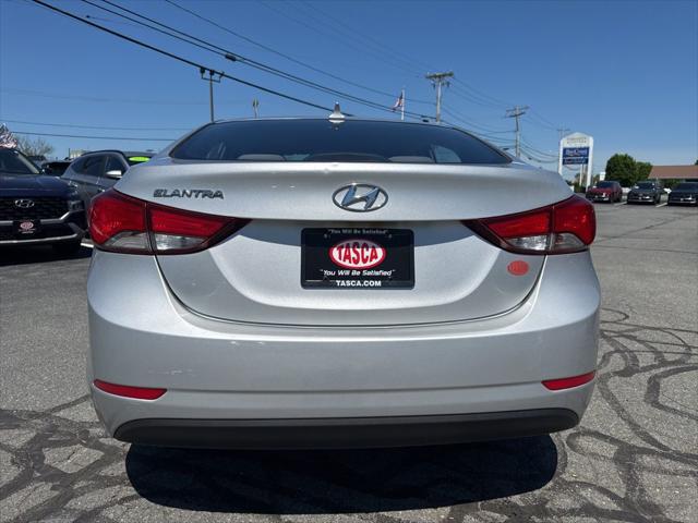 2016 Hyundai Elantra SE