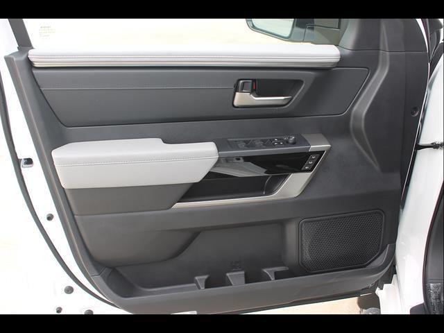 2026 Toyota Tundra Limited CrewMax 5.5' Bed