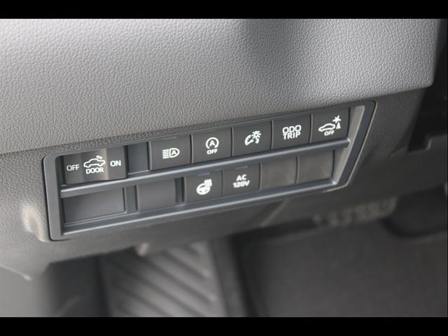 2026 Toyota Tundra Limited CrewMax 5.5' Bed
