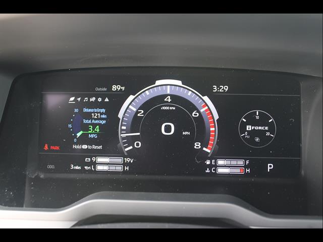 2026 Toyota Tundra Limited CrewMax 5.5' Bed