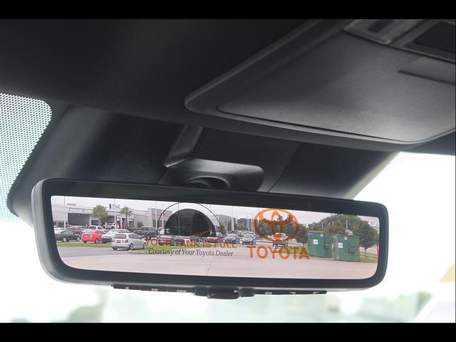 2026 Toyota Tundra Limited CrewMax 5.5' Bed