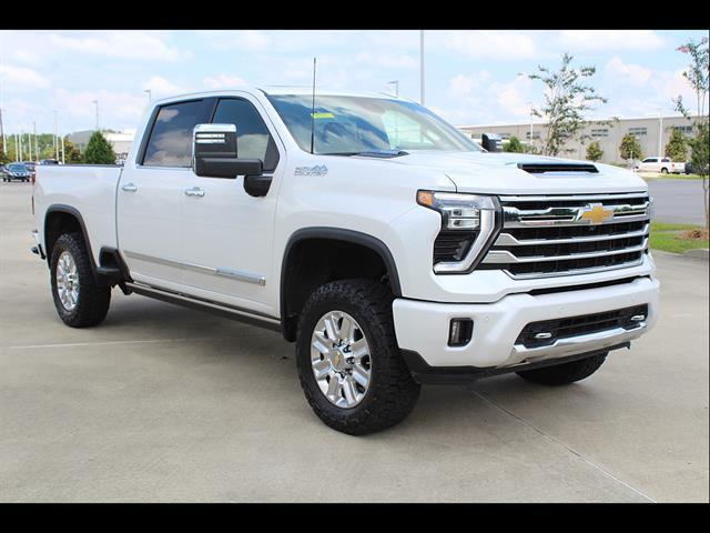 2025 Chevrolet Silverado 2500HD 4WD Crew Cab Standard Bed High Country