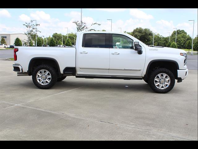 2025 Chevrolet Silverado 2500HD 4WD Crew Cab Standard Bed High Country