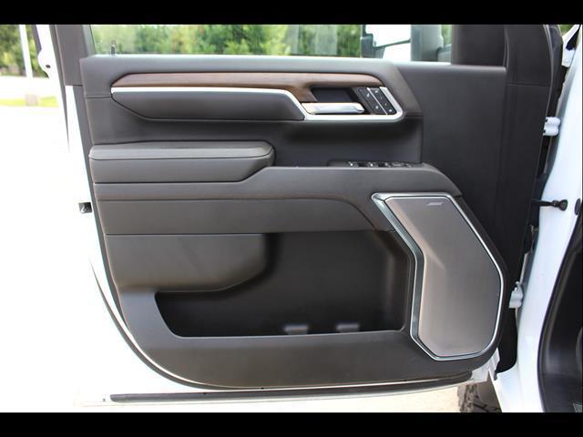2025 Chevrolet Silverado 2500HD 4WD Crew Cab Standard Bed High Country