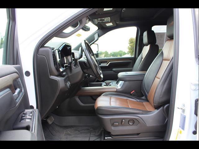 2025 Chevrolet Silverado 2500HD 4WD Crew Cab Standard Bed High Country