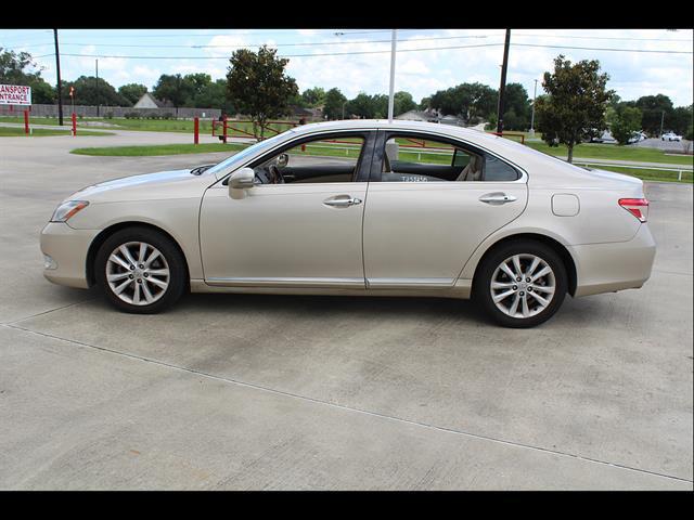 2011 Lexus ES 350 Base