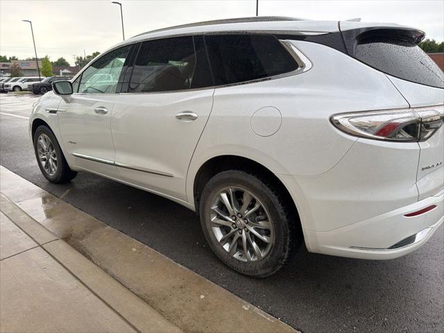 2023 Buick Enclave Avenir FWD