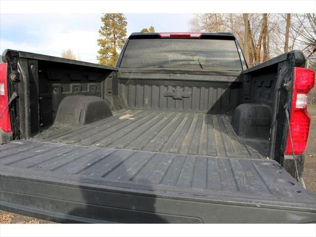 2023 Chevrolet Silverado 1500 4WD Crew Cab Standard Bed LT