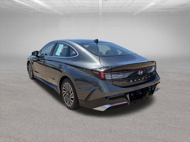 2025 Hyundai Sonata Hybrid Limited