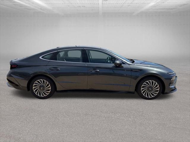 2025 Hyundai Sonata Hybrid Limited