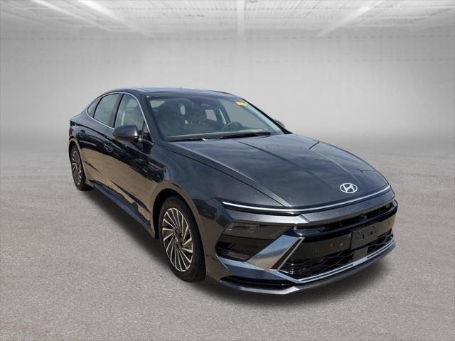 2025 Hyundai Sonata Hybrid Limited