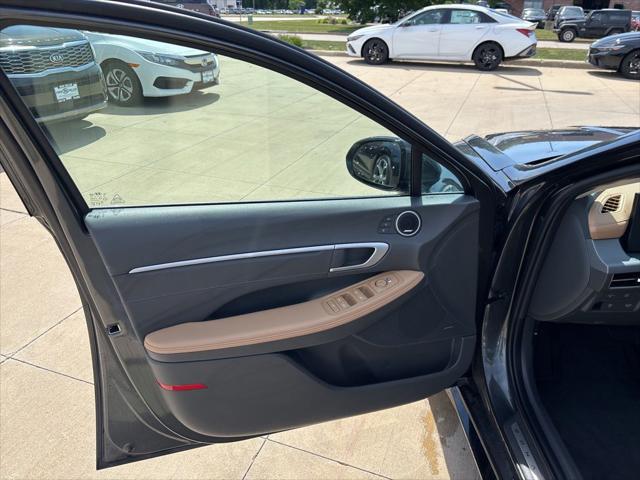 2025 Hyundai Sonata Hybrid Limited