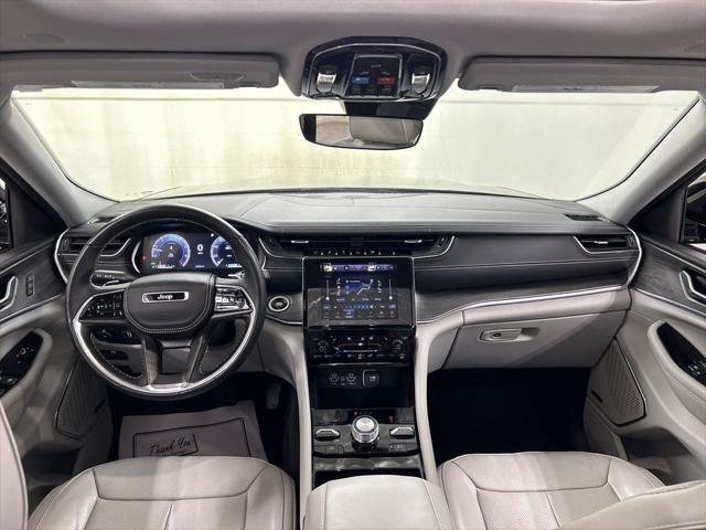 2022 Jeep Grand Cherokee Overland 4x4