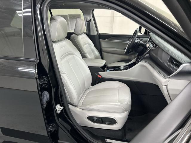2022 Jeep Grand Cherokee Overland 4x4