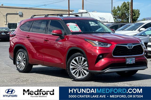 2021 Toyota Highlander Hybrid Platinum for sale in MEDFORD, OR