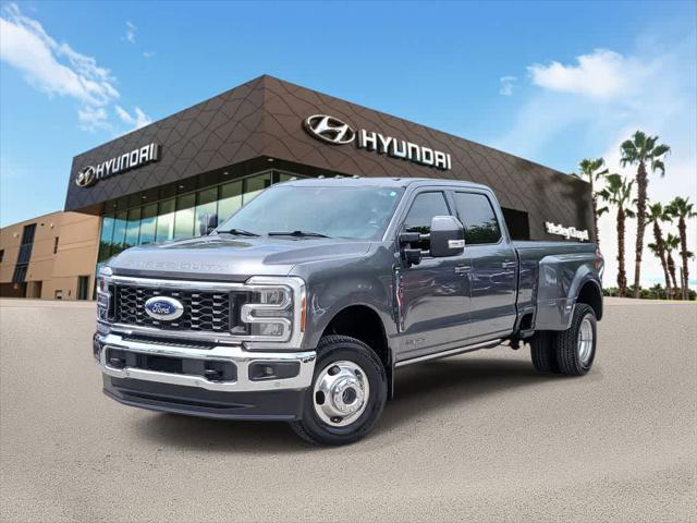 2023 Ford F-350 LARIAT for sale in WESLEY CHAPEL, FL