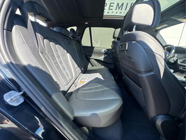 2020 BMW X5 M50i