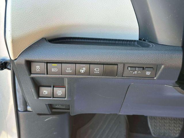 2024 Toyota Sienna Platinum