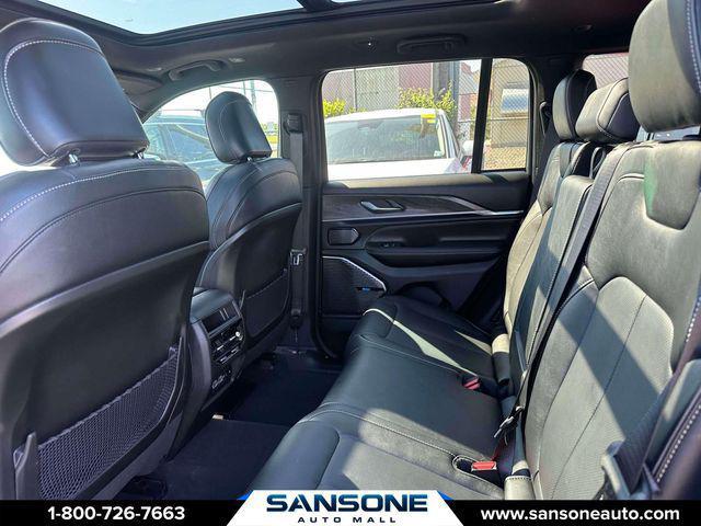 2022 Jeep Grand Cherokee Overland 4x4