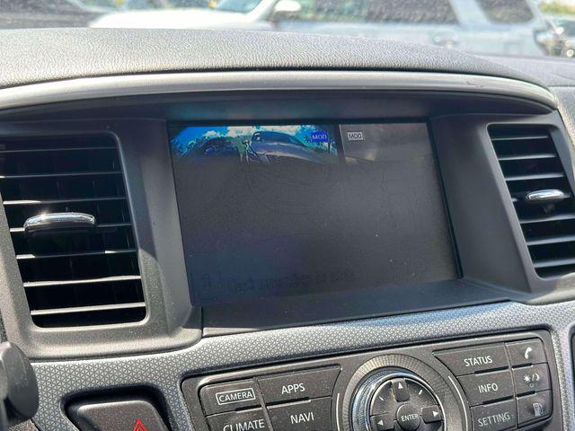 2019 Nissan Pathfinder SL