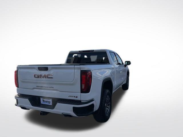 2023 GMC Sierra 1500 4WD Crew Cab Short Box AT4