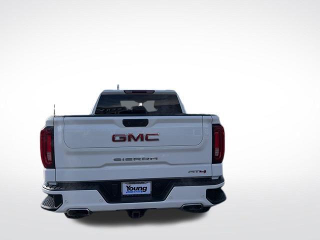 2023 GMC Sierra 1500 4WD Crew Cab Short Box AT4