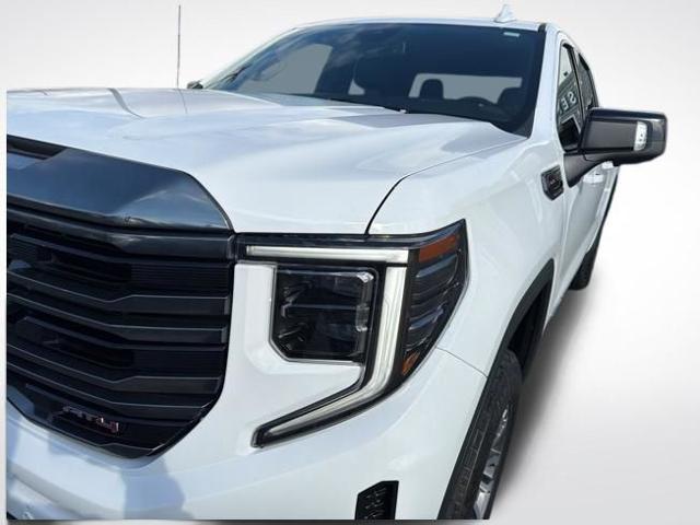 2023 GMC Sierra 1500 4WD Crew Cab Short Box AT4