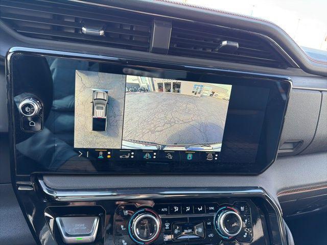 2023 GMC Sierra 1500 4WD Crew Cab Short Box AT4