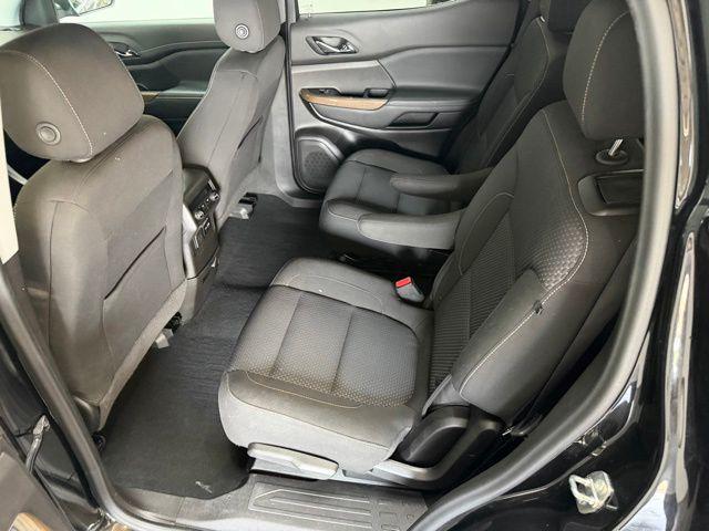 2022 GMC Acadia FWD SLE