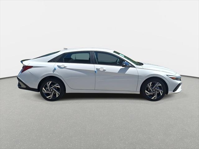 2025 Hyundai Elantra Hybrid SEL Sport