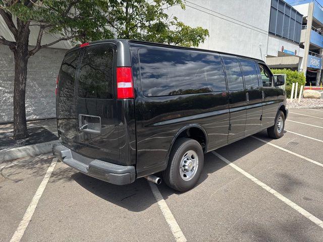 2025 Chevrolet Express Passenger RWD 3500 Extended Wheelbase LS