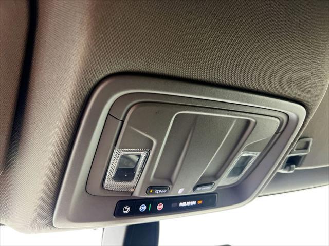 2022 Chevrolet Silverado 1500 4WD Crew Cab Short Bed RST