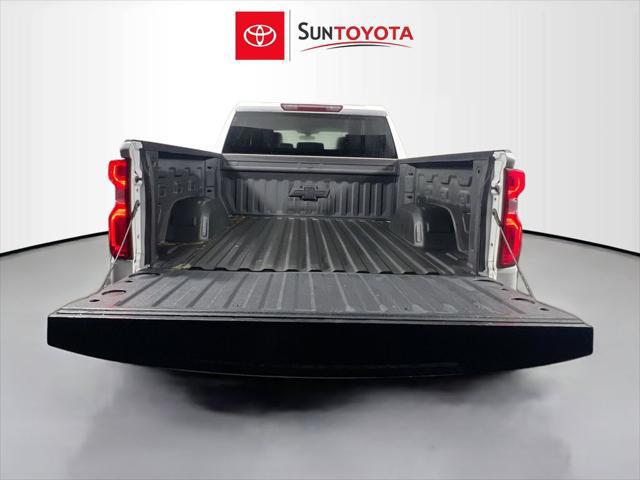 2022 Chevrolet Silverado 1500 4WD Crew Cab Short Bed RST